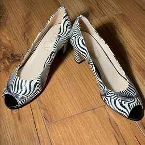 Zocal Kitten heel peep toes